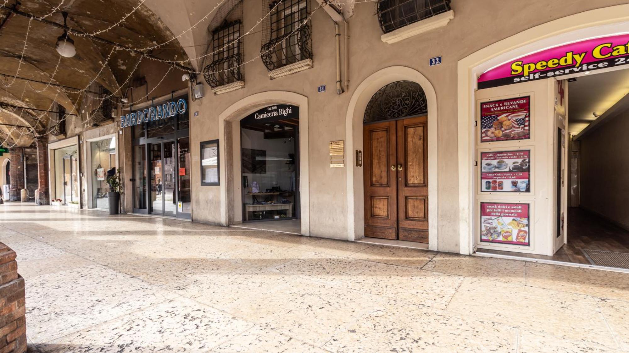 Piazza Martiri-In Pieno Centro Sotto Al Castello Daire Carpi Dış mekan fotoğraf